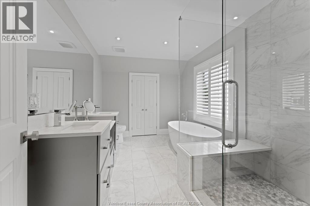 Photo 30 of 540 Kennedy Drive West, Windsor ON
