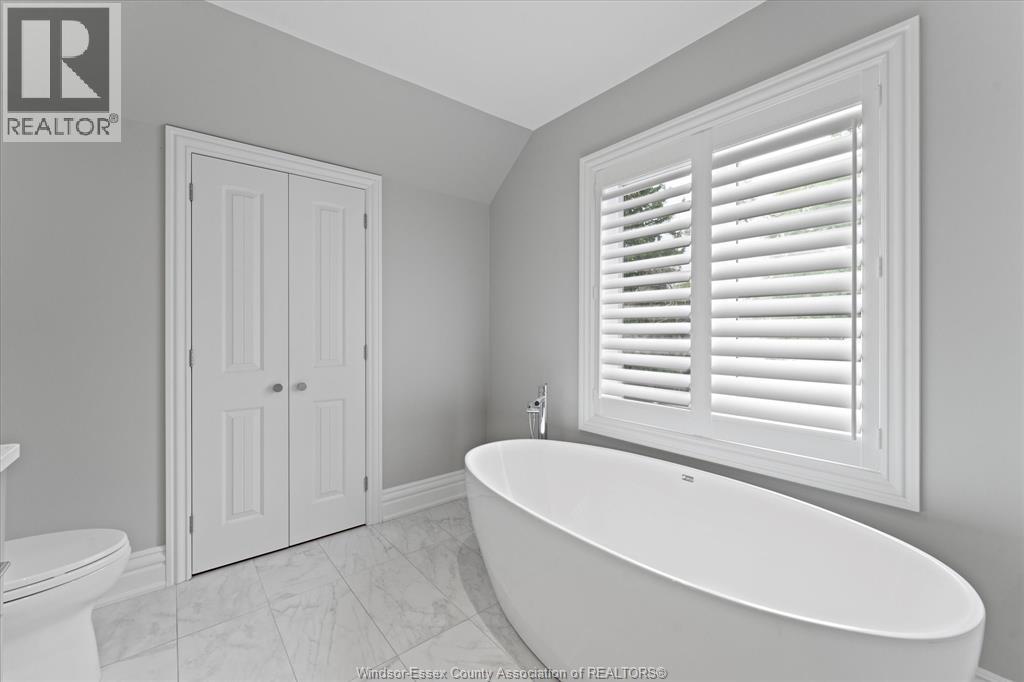 Photo 32 of 540 Kennedy Drive West, Windsor ON