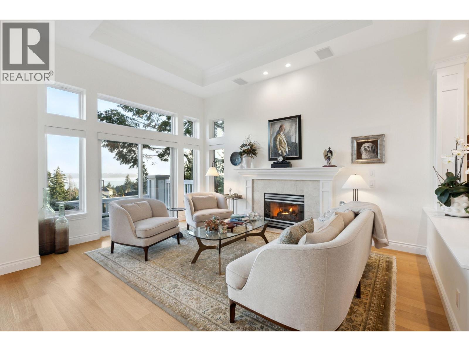 4948 EDENDALE LANE, West Vancouver