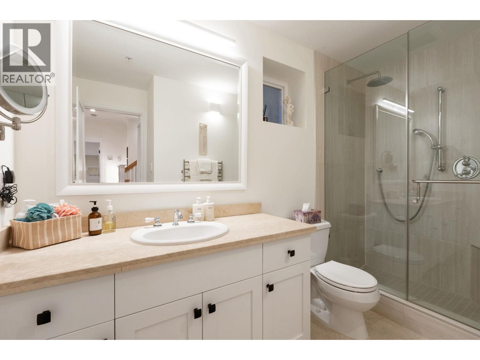 4948 EDENDALE LANE, West Vancouver