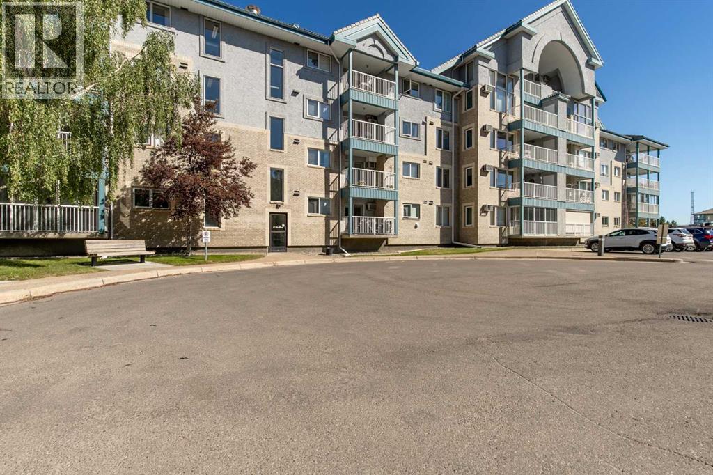 Photo 4 of 120 75 1 Avenue S, Lethbridge AB