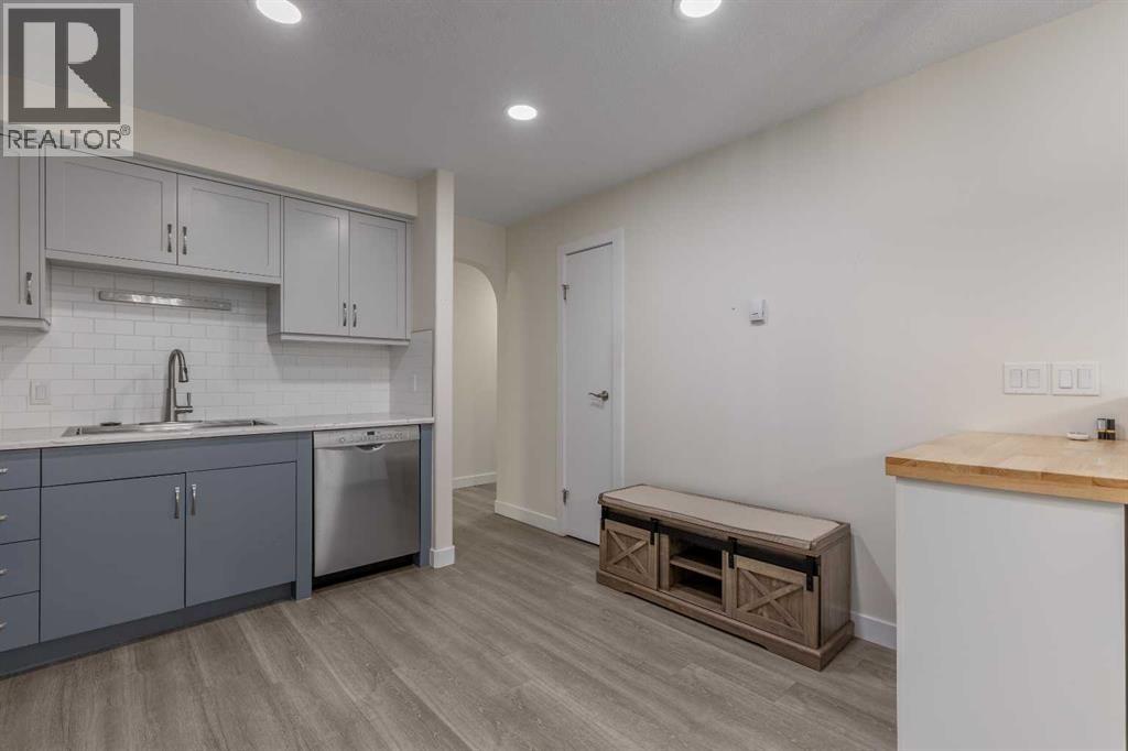 Photo 15 of 120 75 1 Avenue S, Lethbridge AB