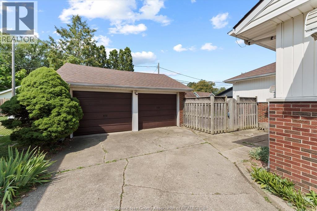 Photo 34 of 1929 Olive Road, Windsor ON
