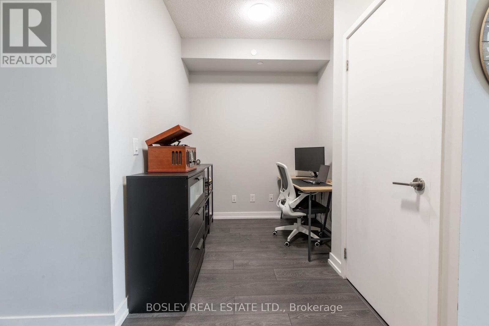 Photo 11 of 1012 200 Sackville Street, Toronto ON