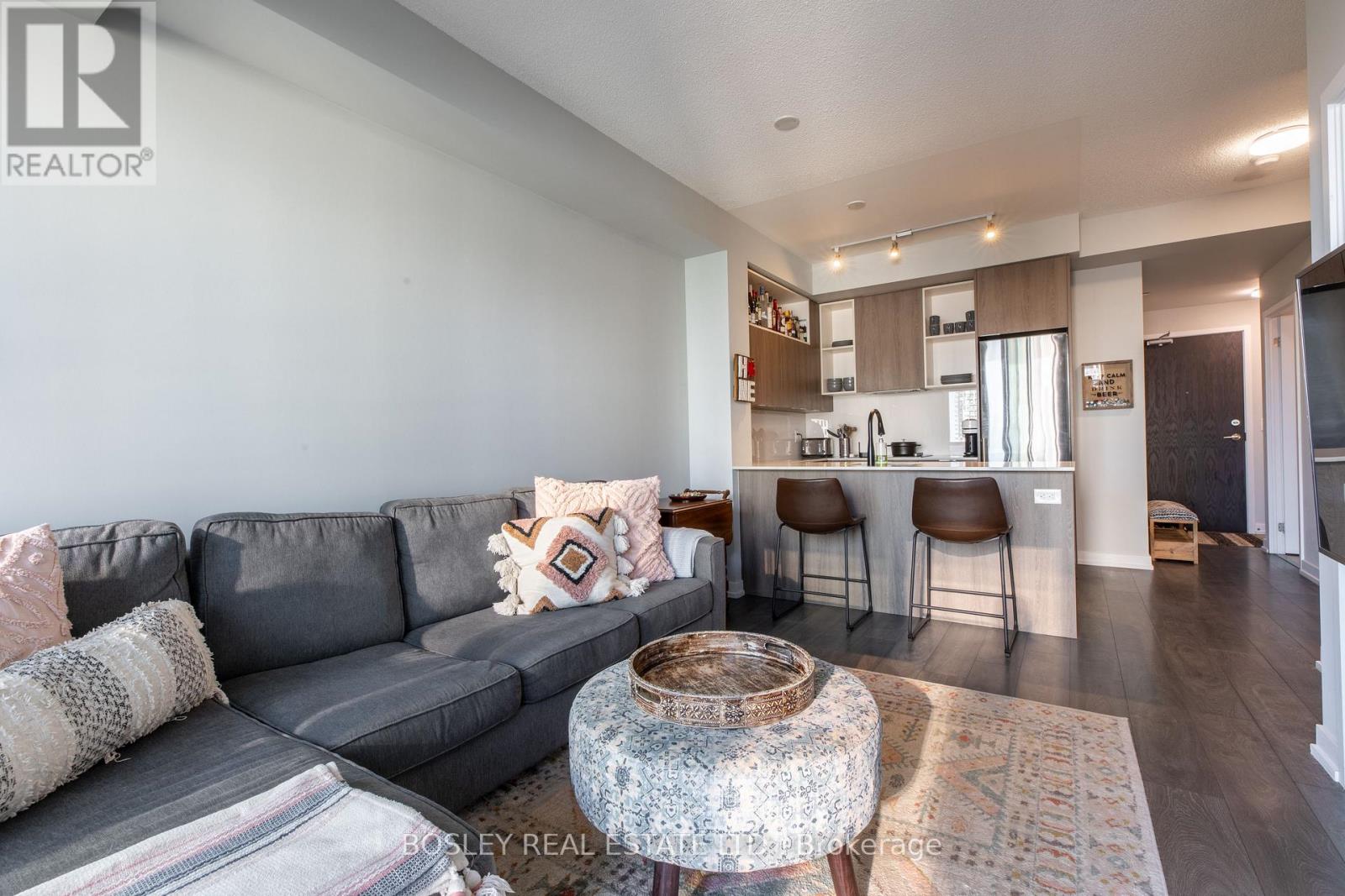 Photo 4 of 1012 200 Sackville Street, Toronto ON