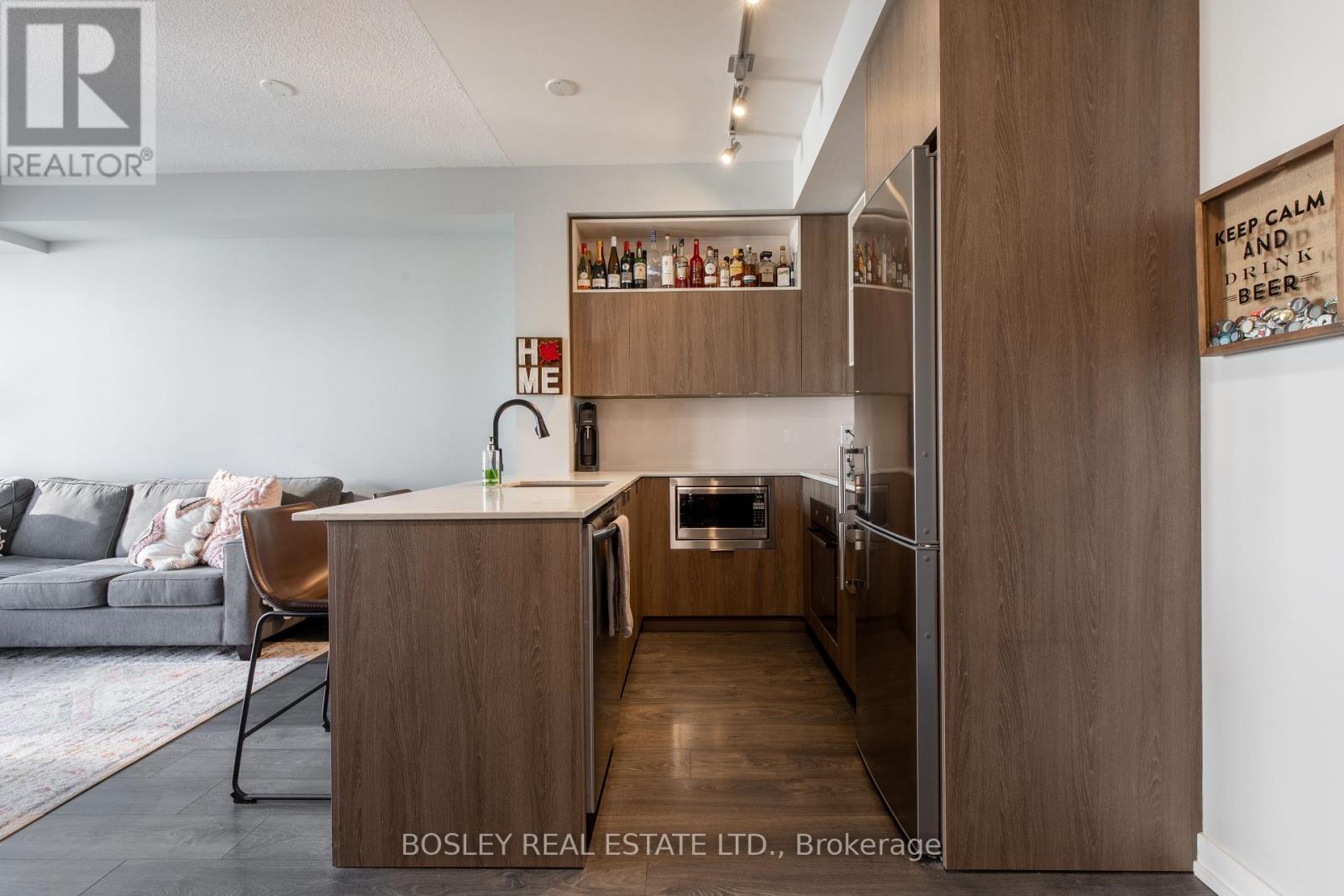 Photo 7 of 1012 200 Sackville Street, Toronto ON