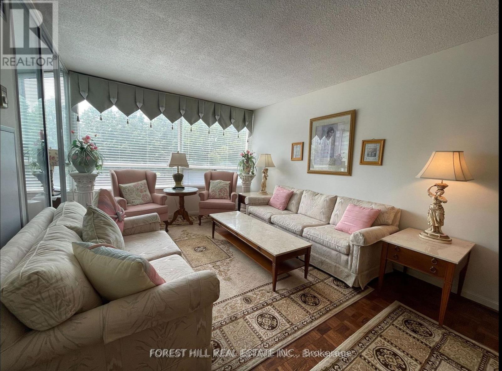Photo 17 of 206 1131 Steeles Avenue W, Toronto ON