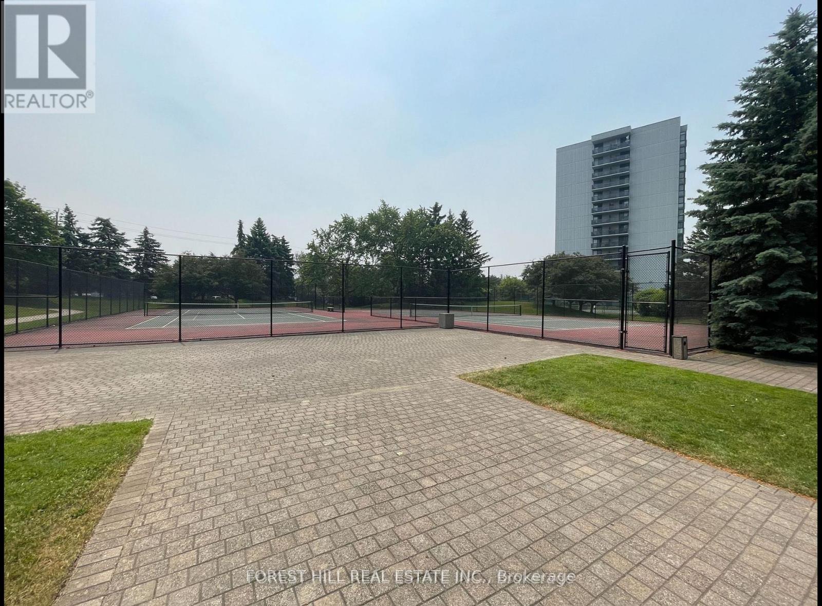 Photo 2 of 206 1131 Steeles Avenue W, Toronto ON