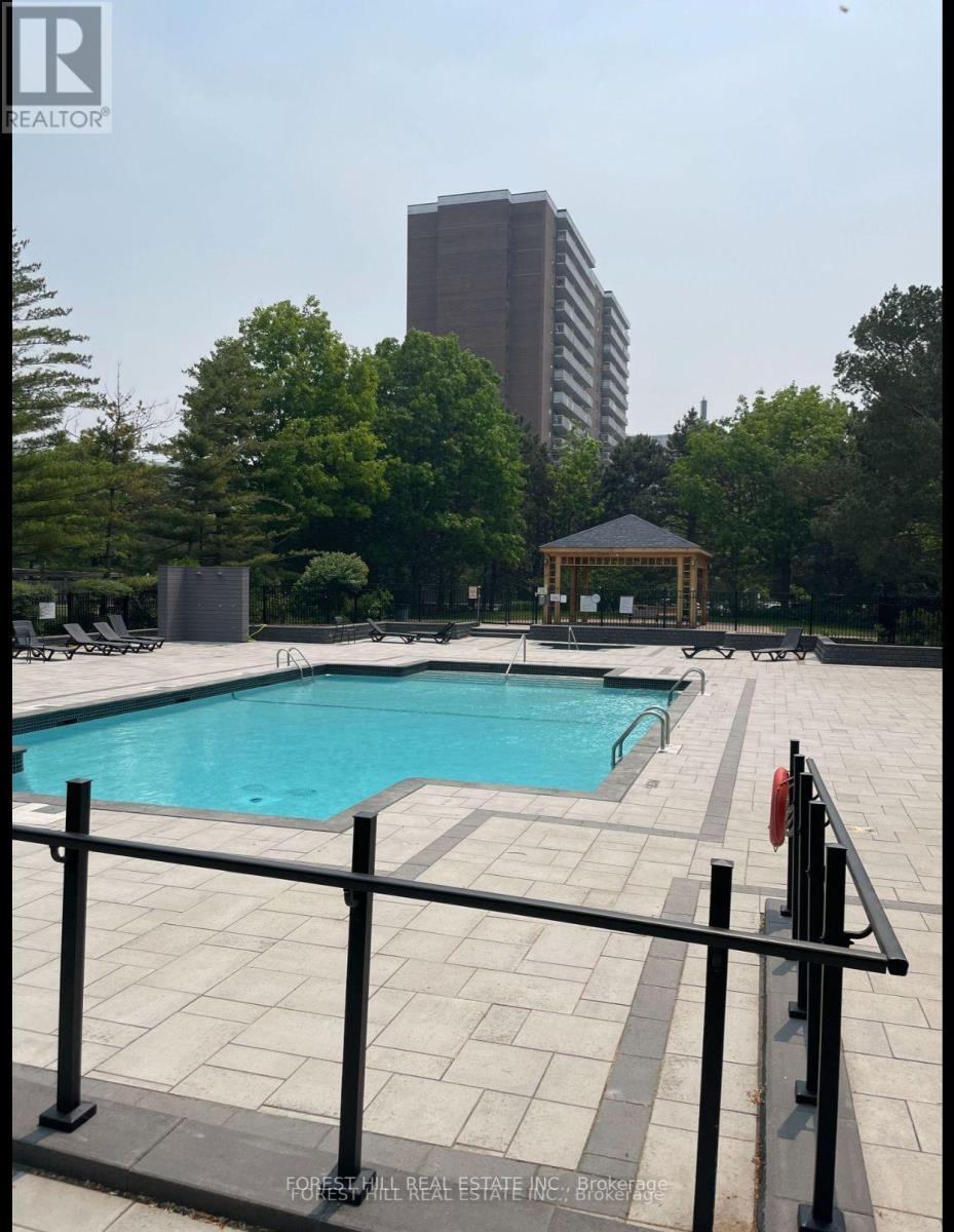 Photo 5 of 206 1131 Steeles Avenue W, Toronto ON