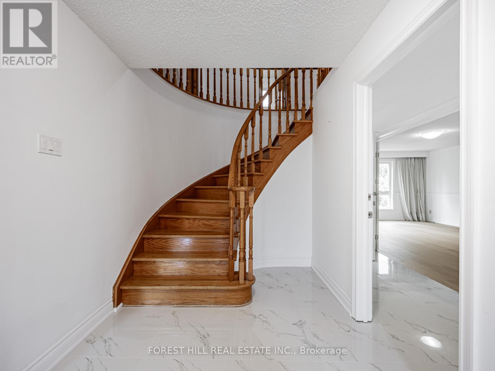 Photo 15 of 16 Clayland Drive, Toronto ON