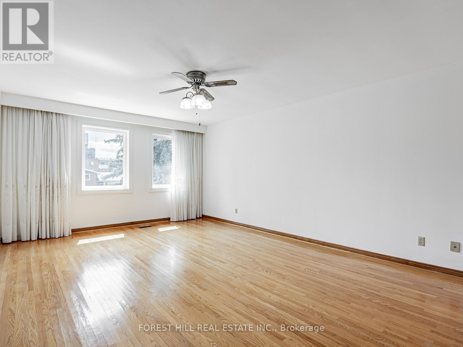 Photo 23 of 16 Clayland Drive, Toronto ON