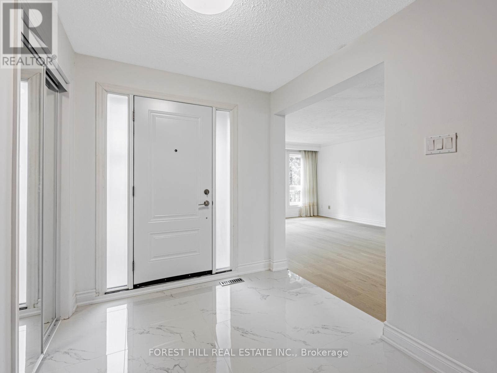 Photo 3 of 16 Clayland Drive, Toronto ON