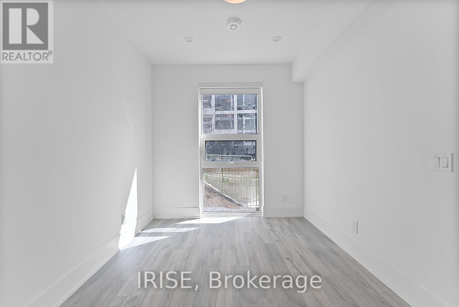 Photo 16 of 301 115 Denison Avenue, Toronto ON