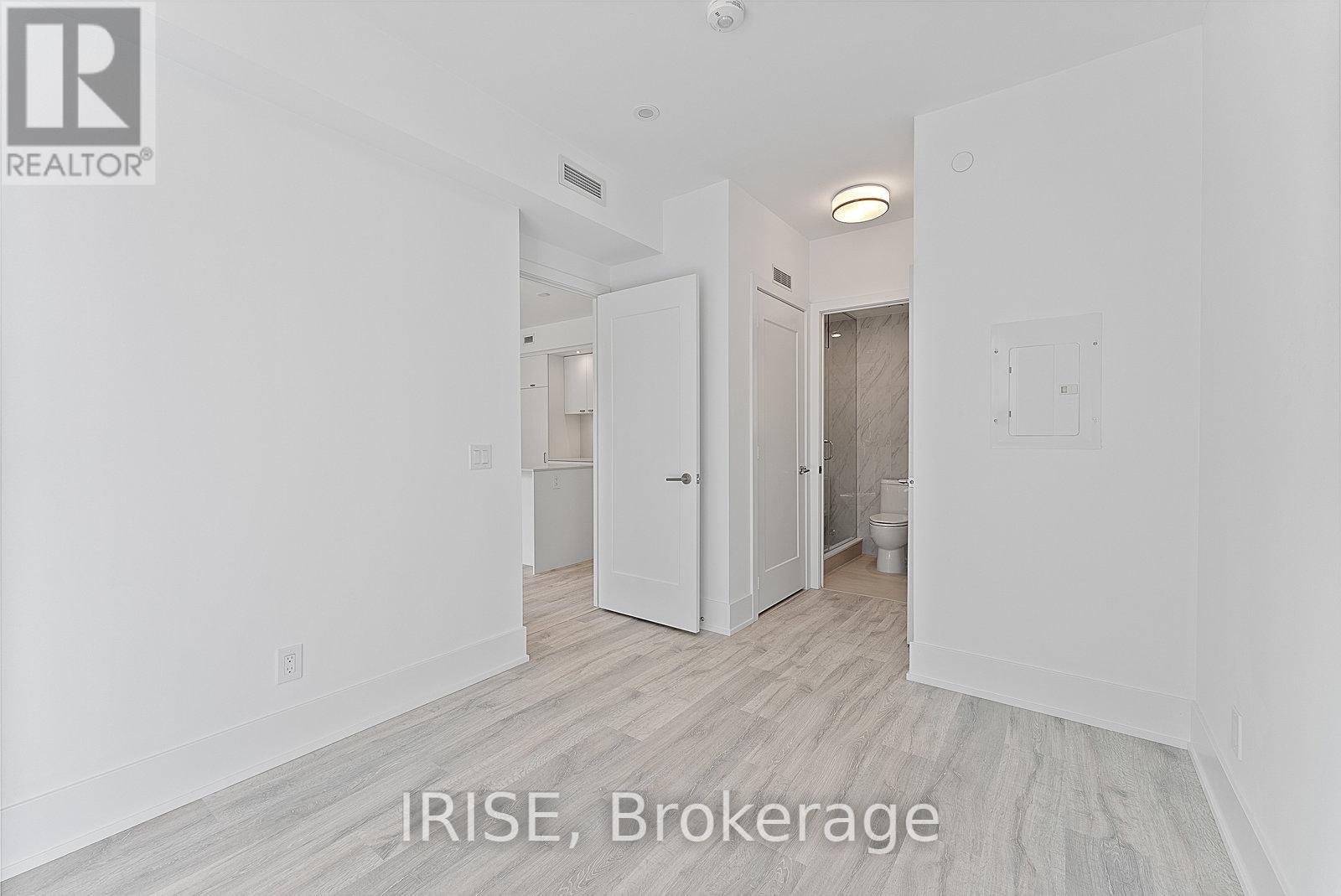 Photo 18 of 301 115 Denison Avenue, Toronto ON