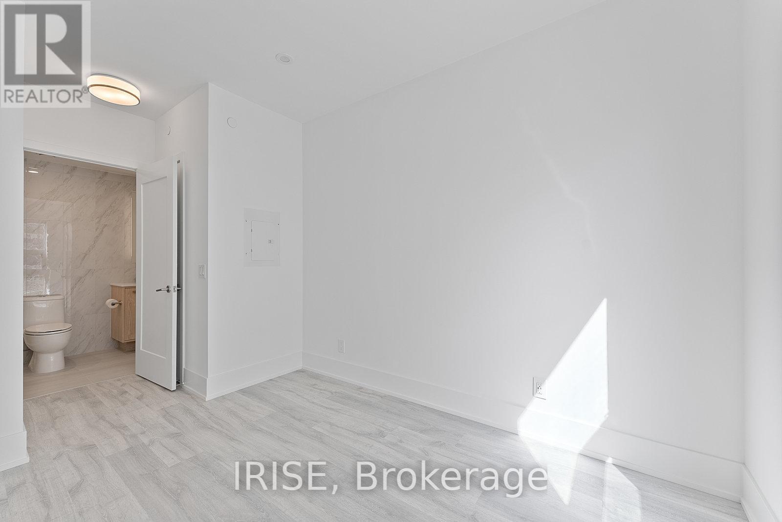 Photo 19 of 301 115 Denison Avenue, Toronto ON