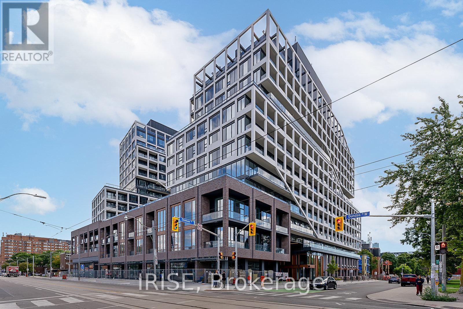 Photo 2 of 301 115 Denison Avenue, Toronto ON