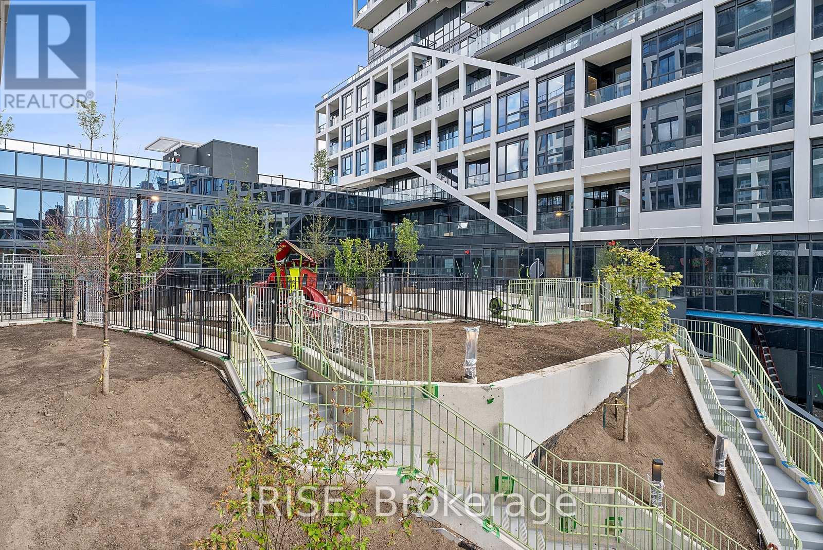 Photo 27 of 301 115 Denison Avenue, Toronto ON