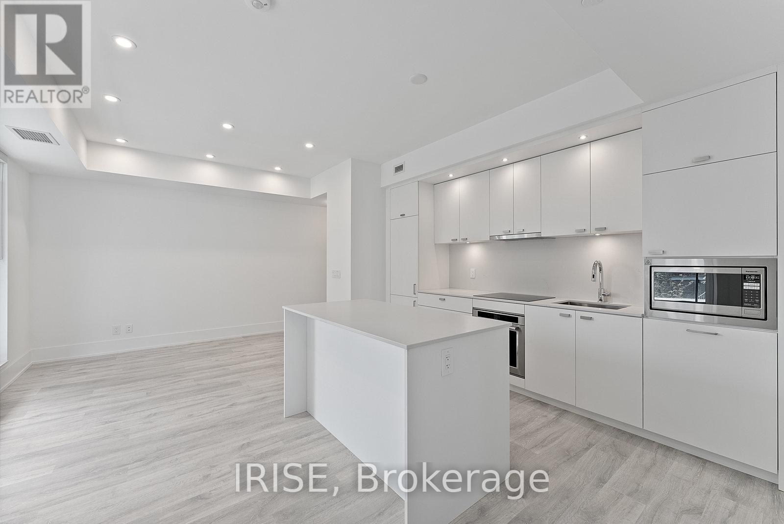 Photo 9 of 301 115 Denison Avenue, Toronto ON
