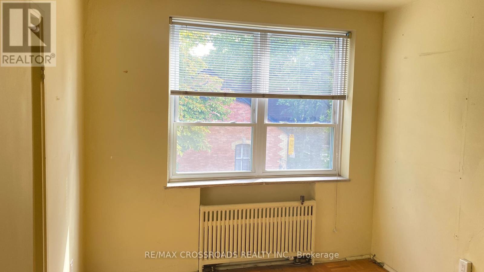 Photo 11 of 302 30 Elm Avenue, Toronto ON