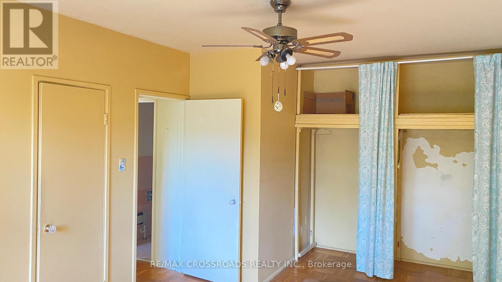 Photo 16 of 302 30 Elm Avenue, Toronto ON