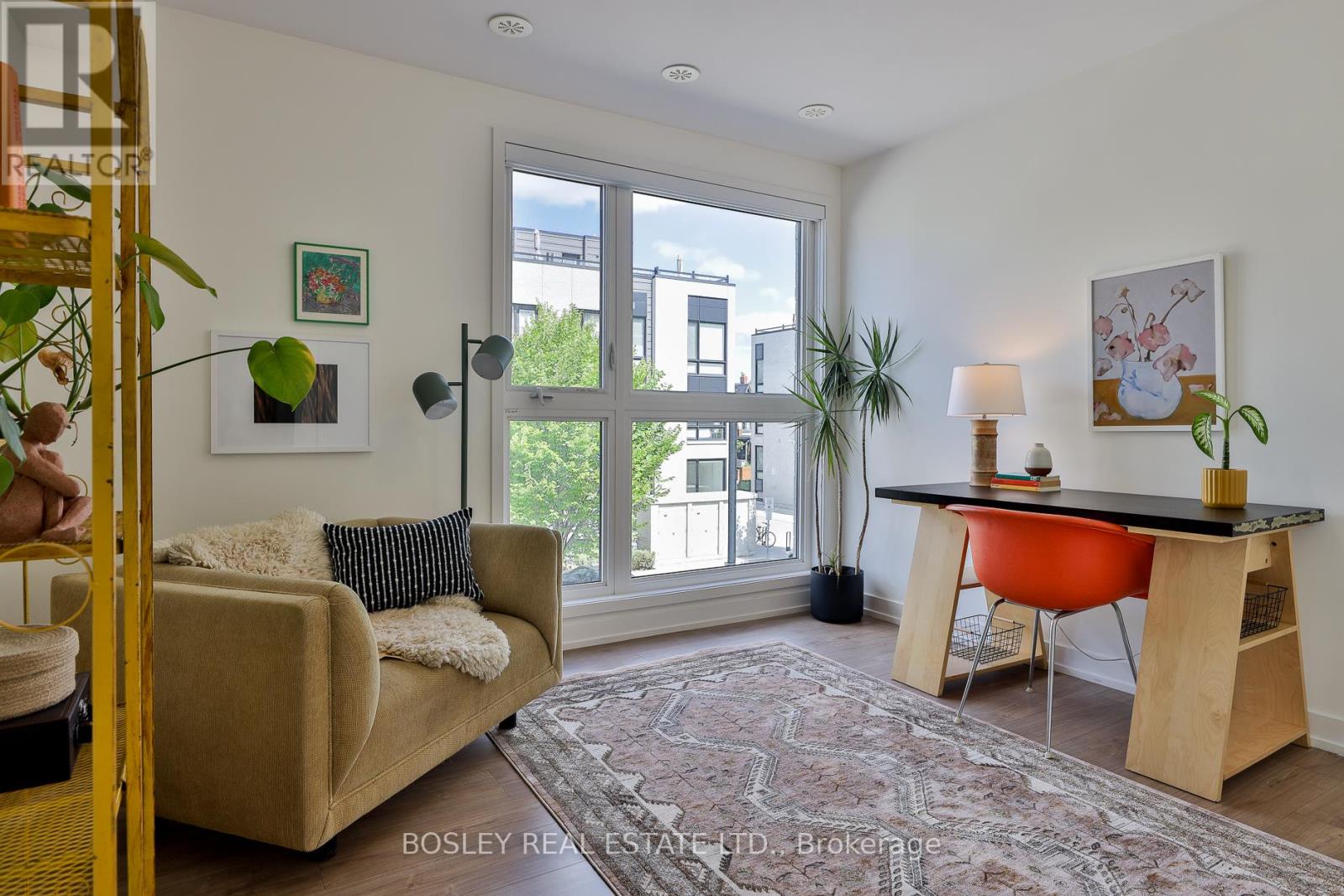 Photo 13 of Th 8 39 Florence Street, Toronto ON