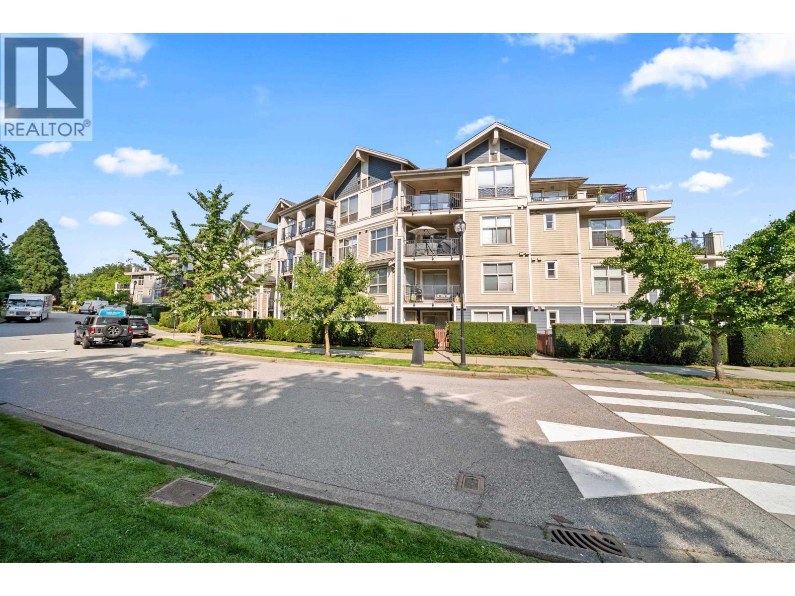 Photo 2 of 207 275 Ross Drive Street, New Westminster BC