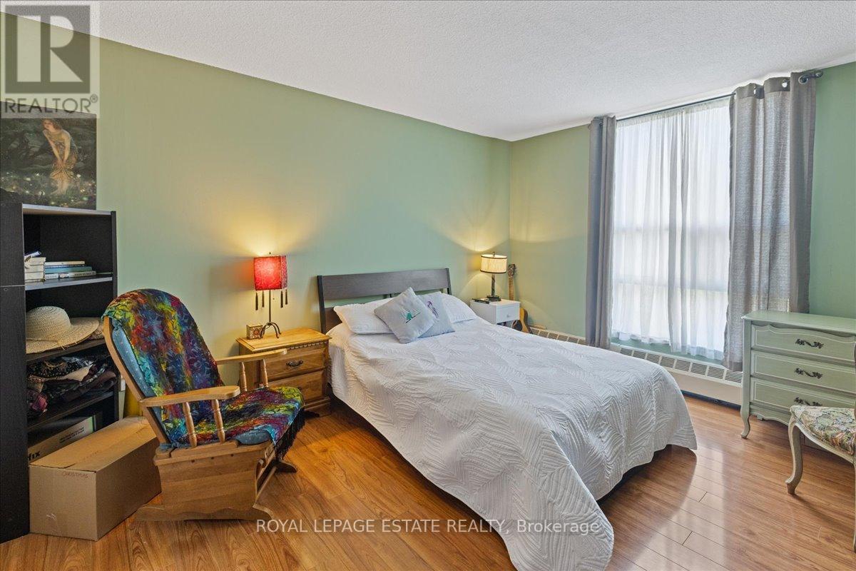 Photo 17 of P 3 1703 Mccowan Road, Toronto ON