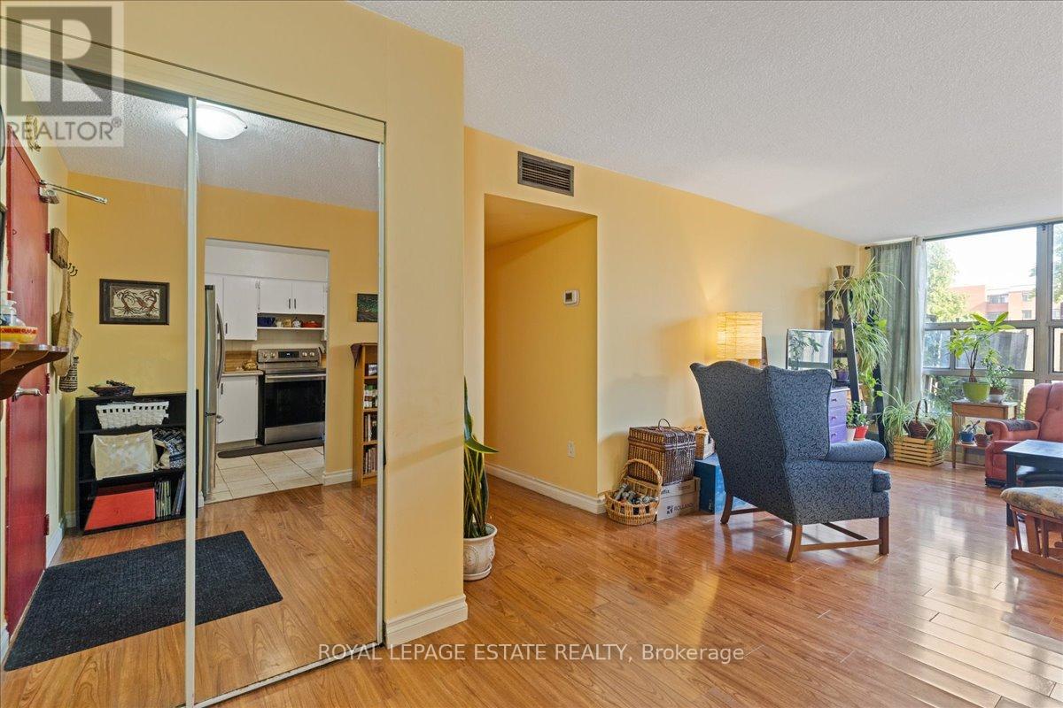 Photo 6 of P 3 1703 Mccowan Road, Toronto ON
