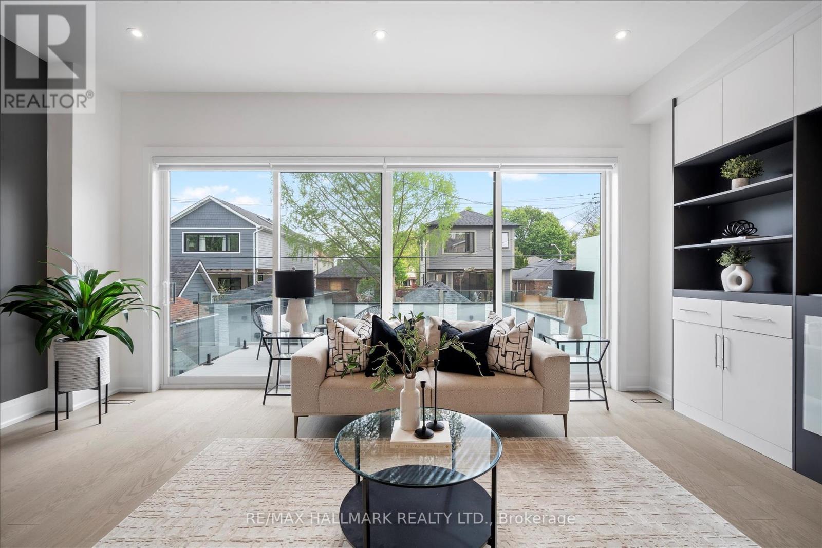 Photo 16 of 40 Manderley Drive, Toronto ON
