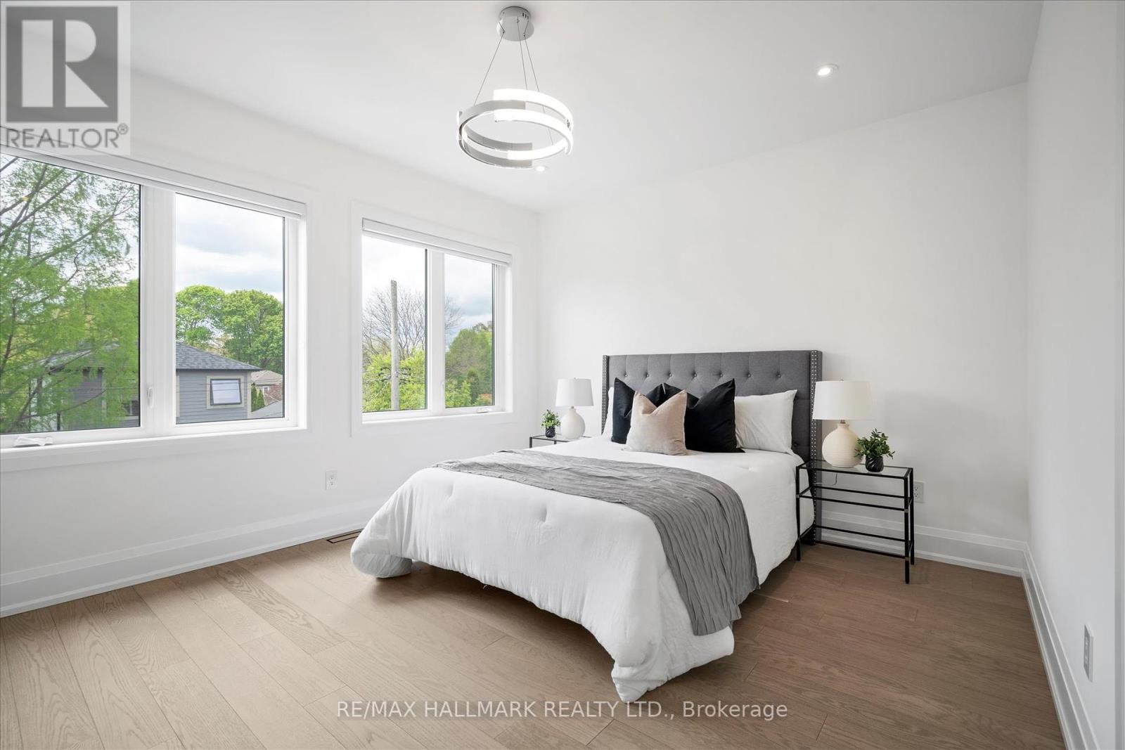 Photo 19 of 40 Manderley Drive, Toronto ON