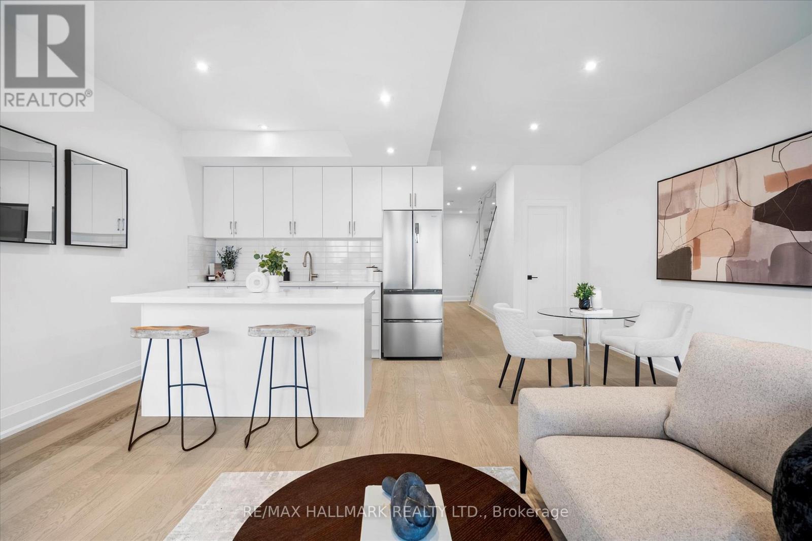 Photo 36 of 40 Manderley Drive, Toronto ON