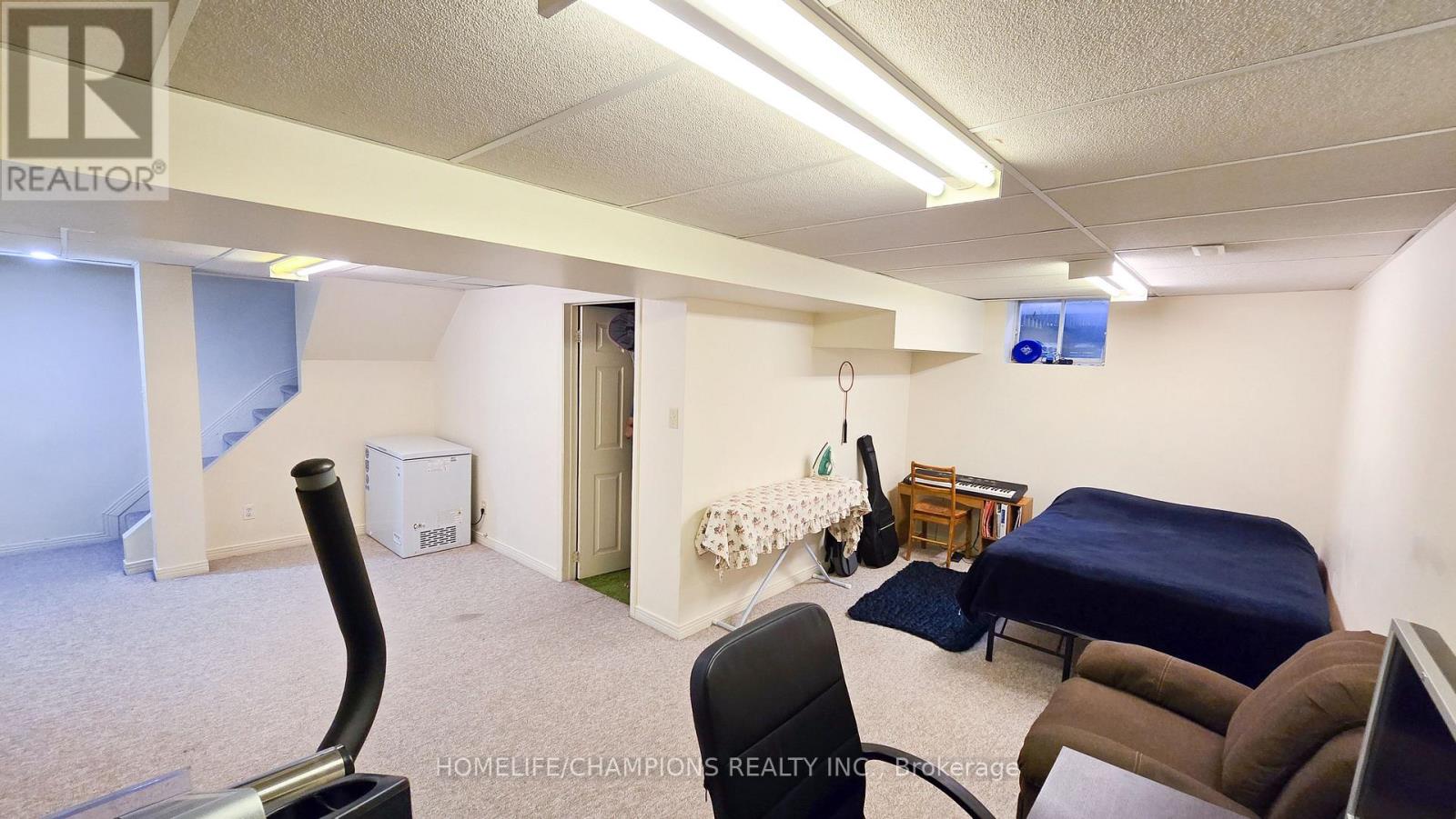 Photo 27 of 164 Wright Crescent, Ajax ON