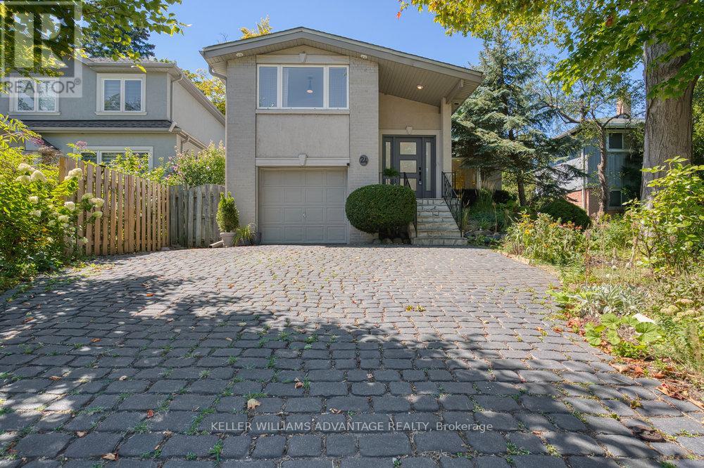 Photo 1 of 24 Lyncroft Drive, Toronto ON