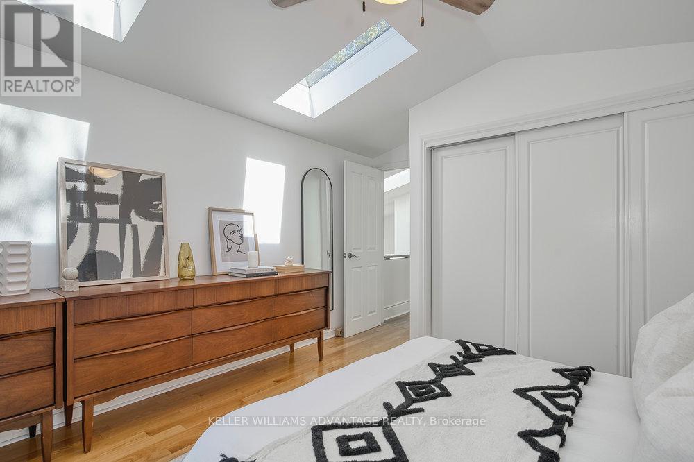 Photo 22 of 24 Lyncroft Drive, Toronto ON
