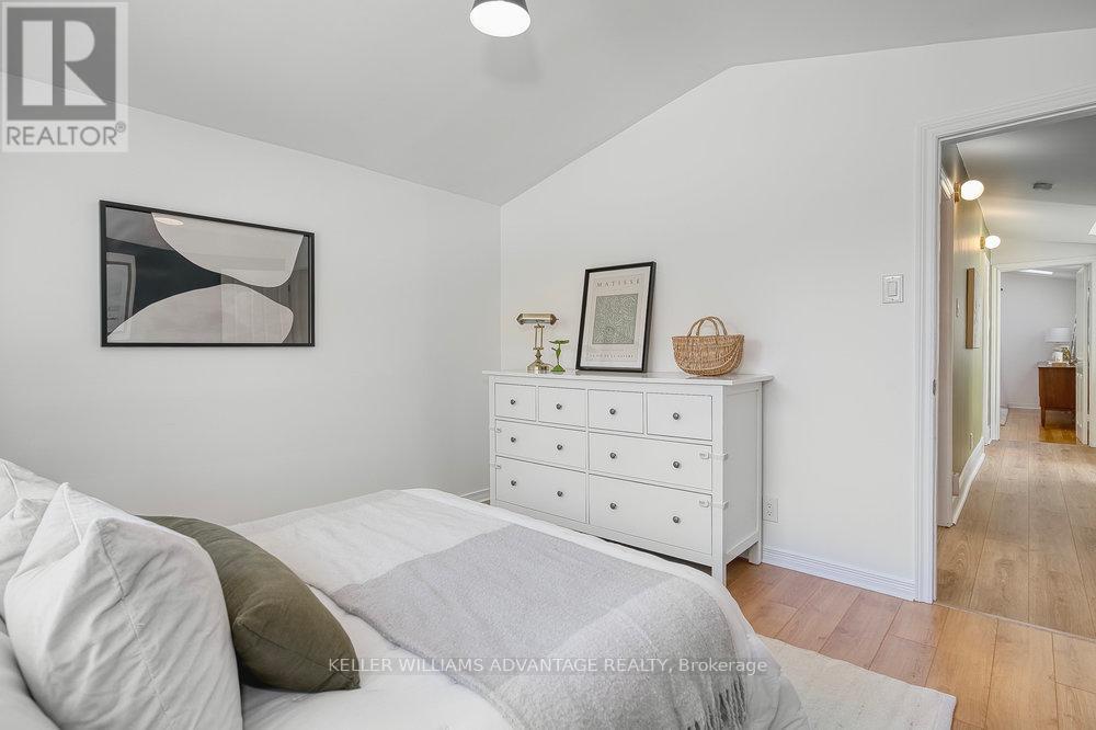 Photo 30 of 24 Lyncroft Drive, Toronto ON