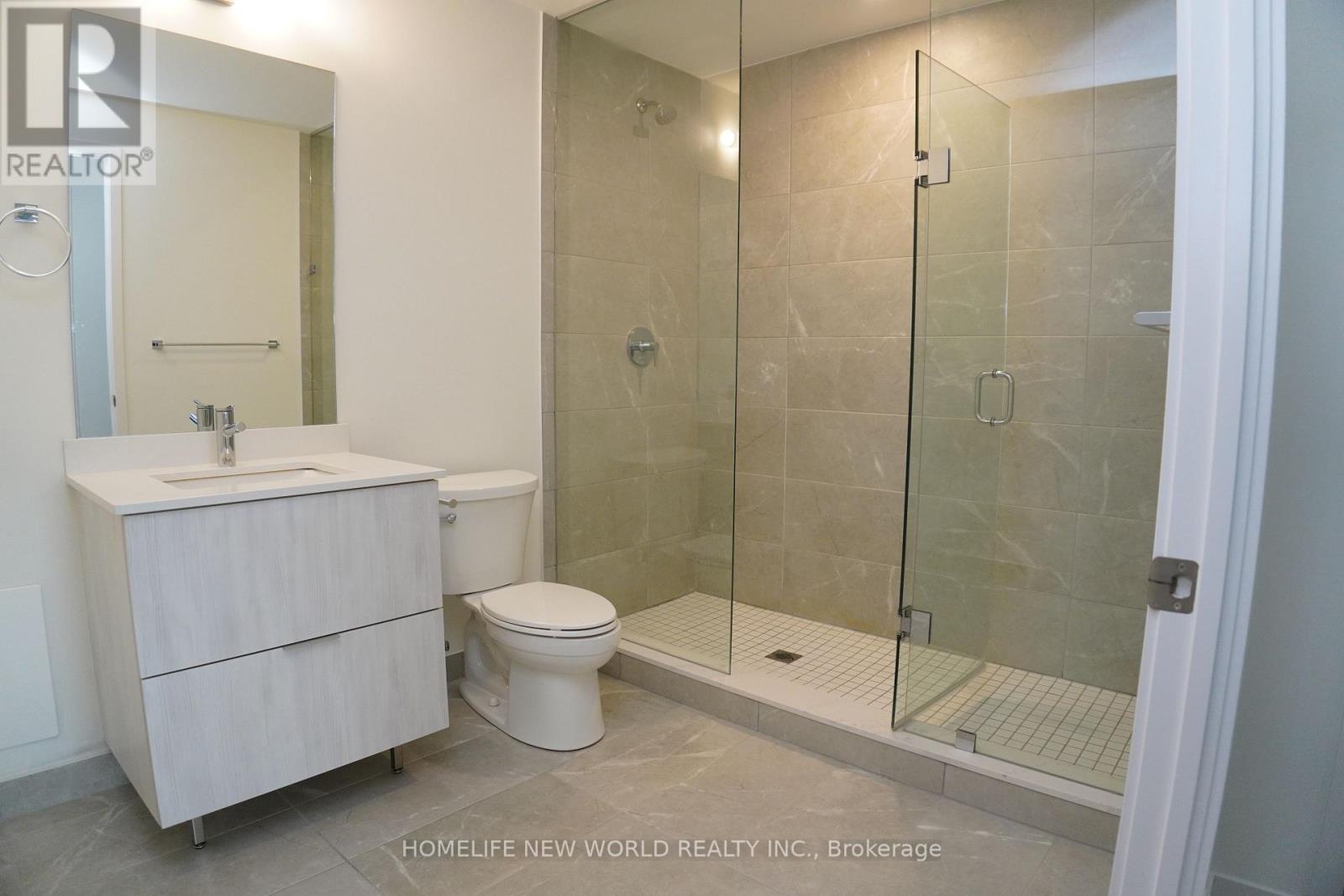 Photo 12 of 706 6 David Eyer Road, Richmond Hill ON