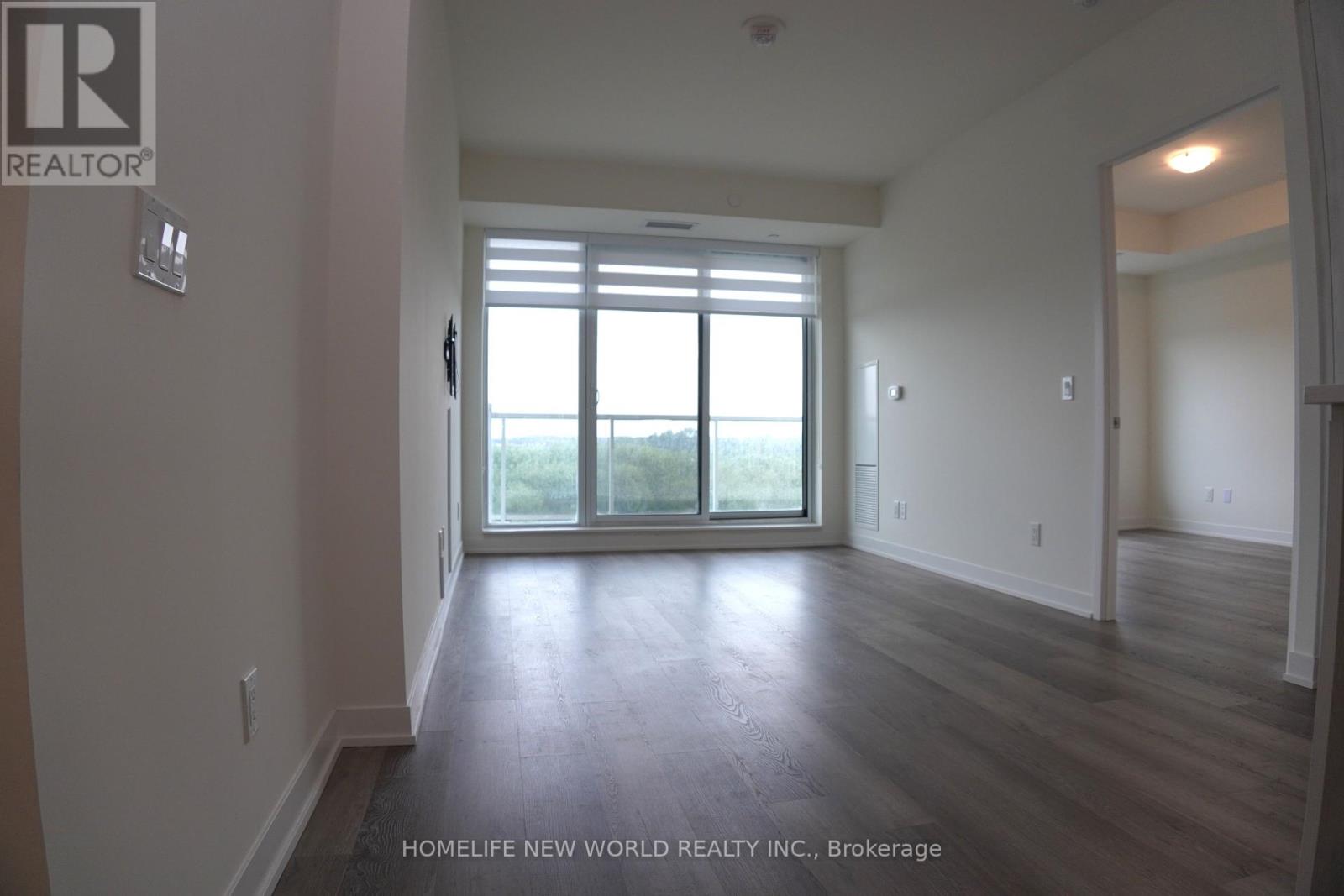 Photo 9 of 706 6 David Eyer Road, Richmond Hill ON