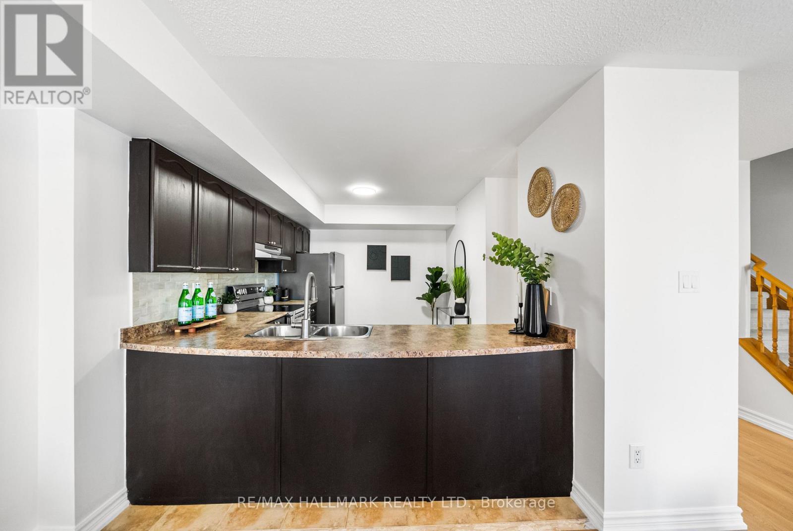 Photo 17 of 213 308 John Street, Markham ON