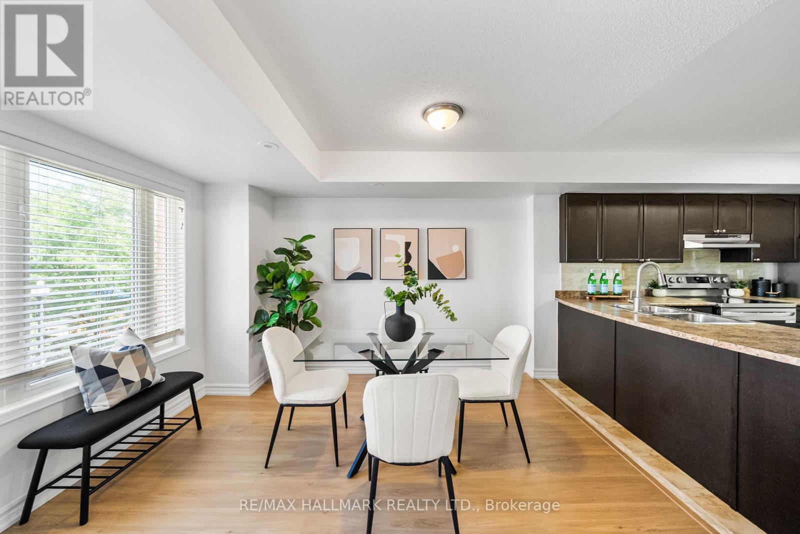 Photo 20 of 213 308 John Street, Markham ON