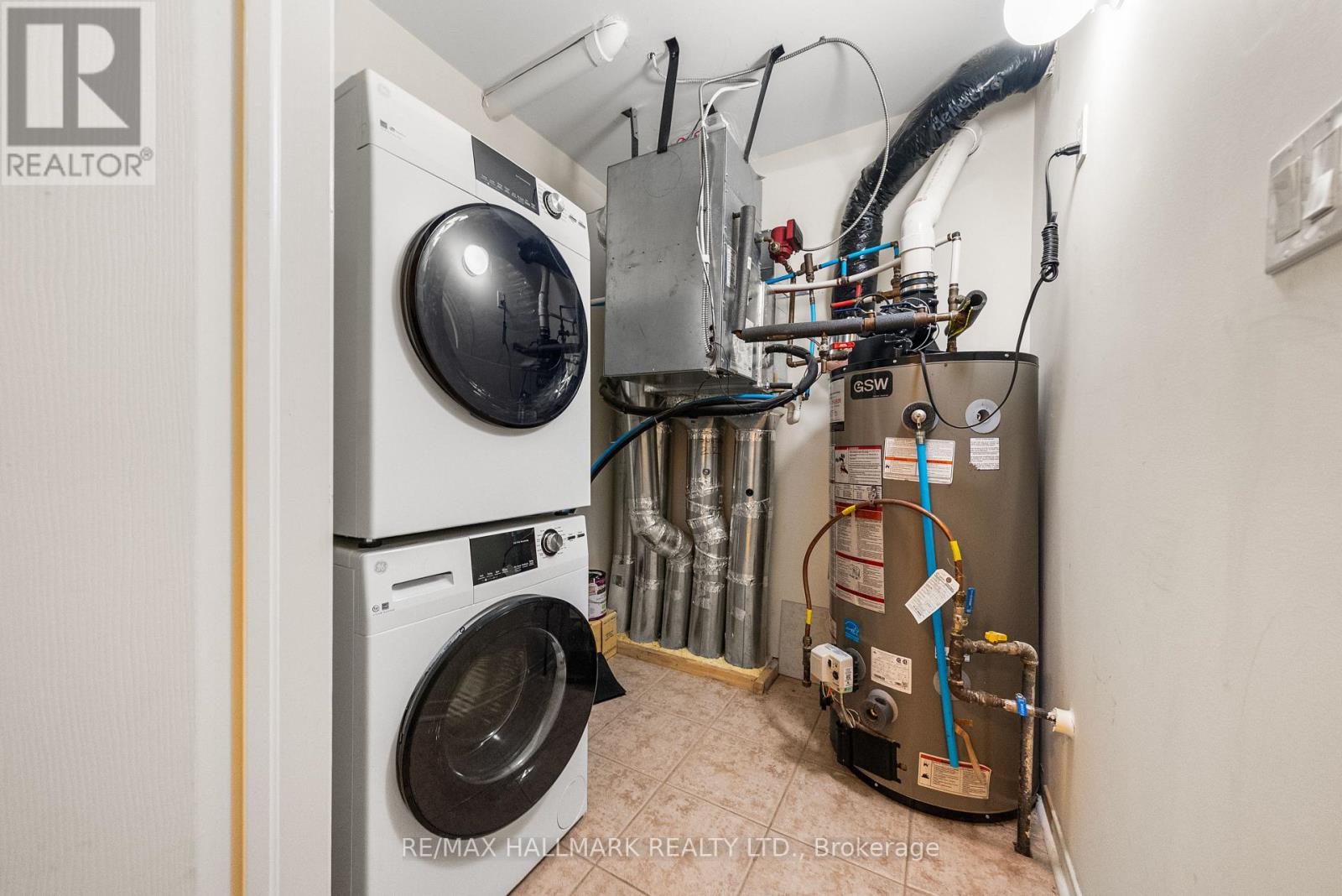 Photo 32 of 213 308 John Street, Markham ON