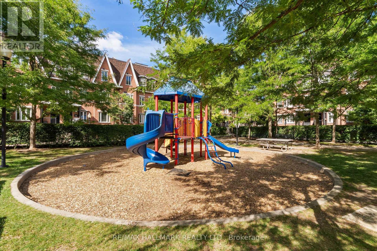Photo 37 of 213 308 John Street, Markham ON