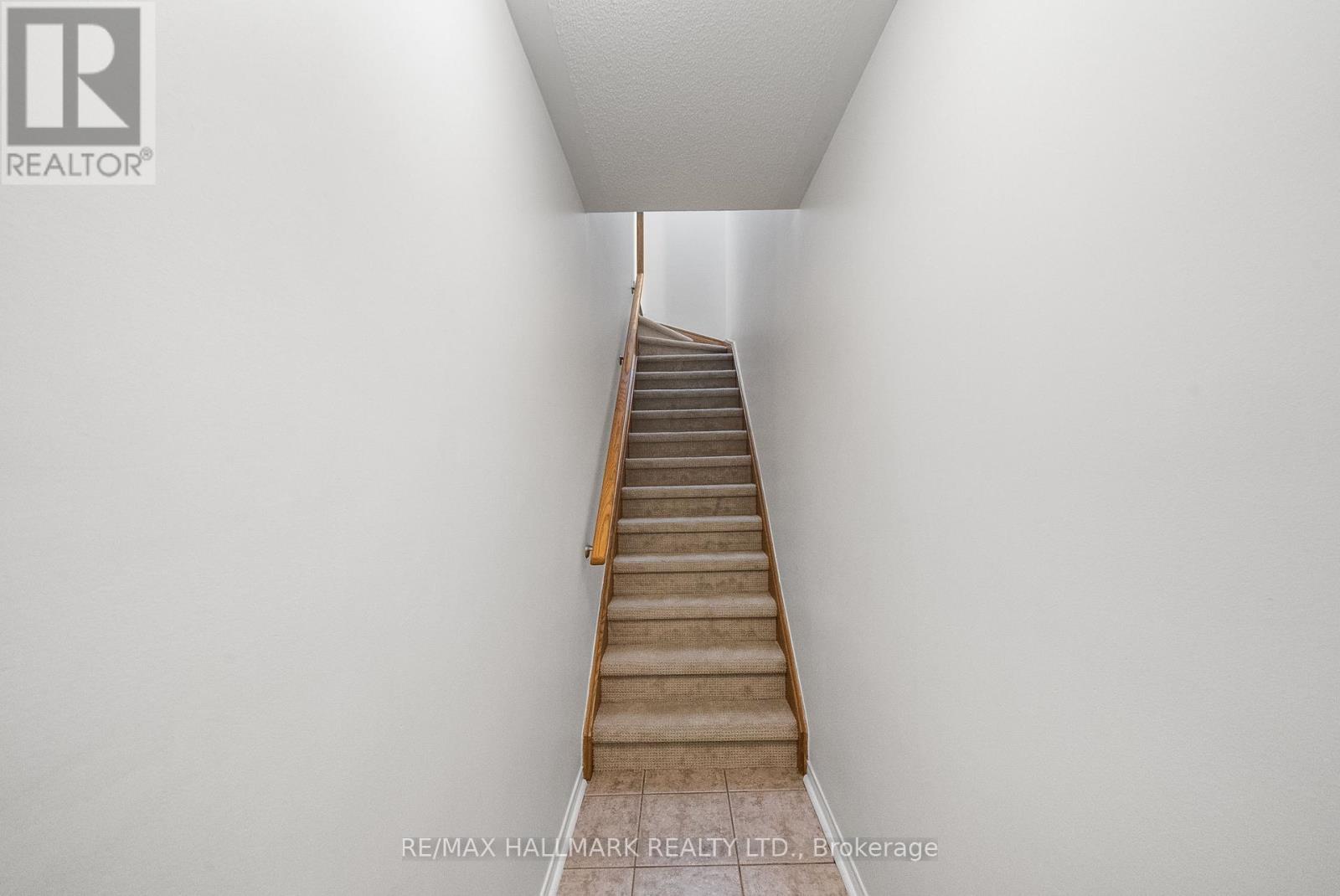 Photo 6 of 213 308 John Street, Markham ON