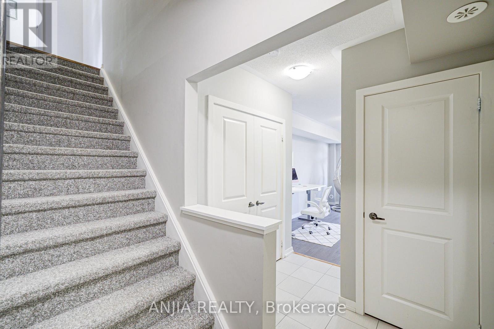 Photo 10 of 156 Glad Park Avenue, Whitchurchstouffville ON