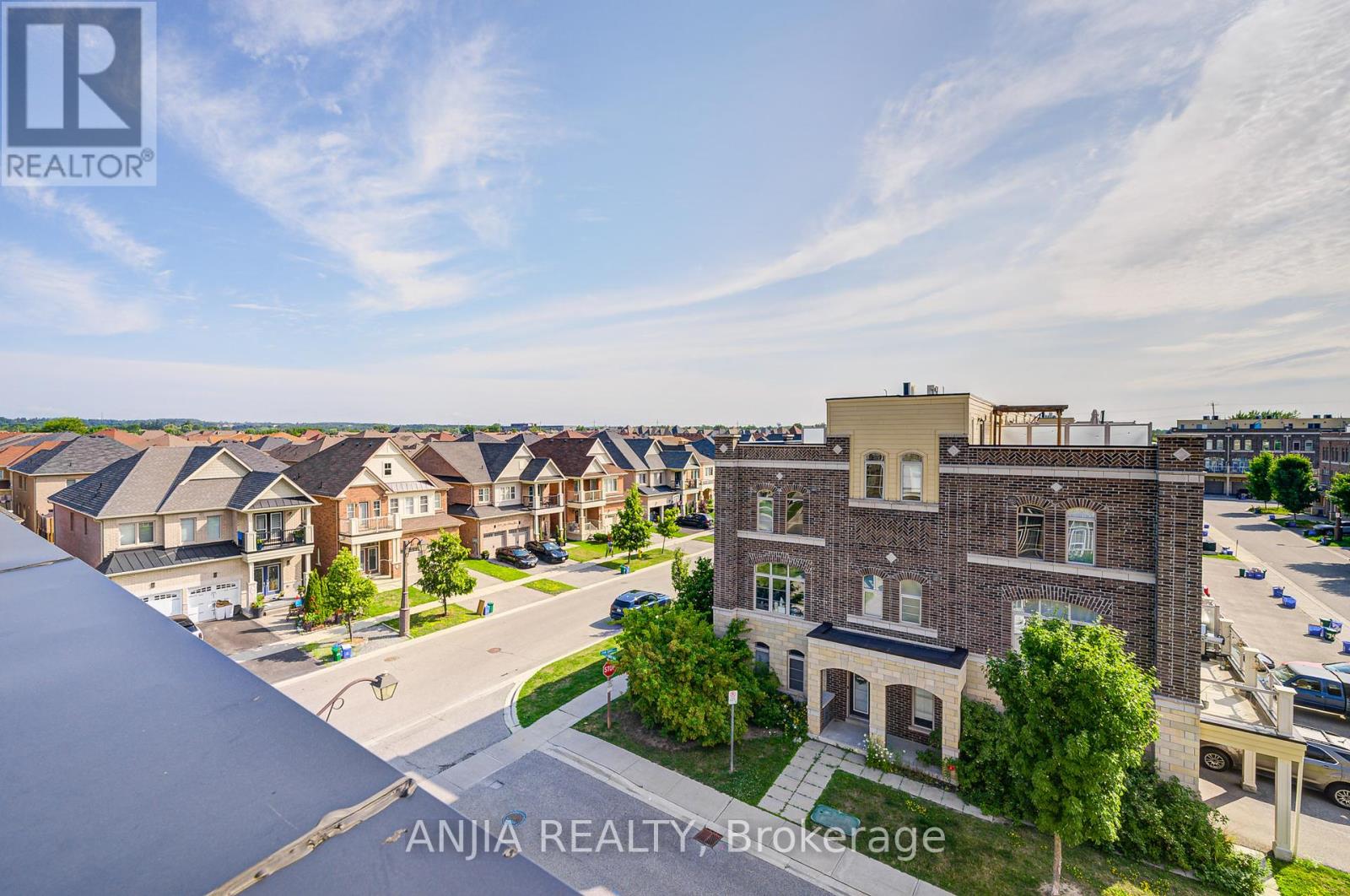 Photo 47 of 156 Glad Park Avenue, Whitchurchstouffville ON