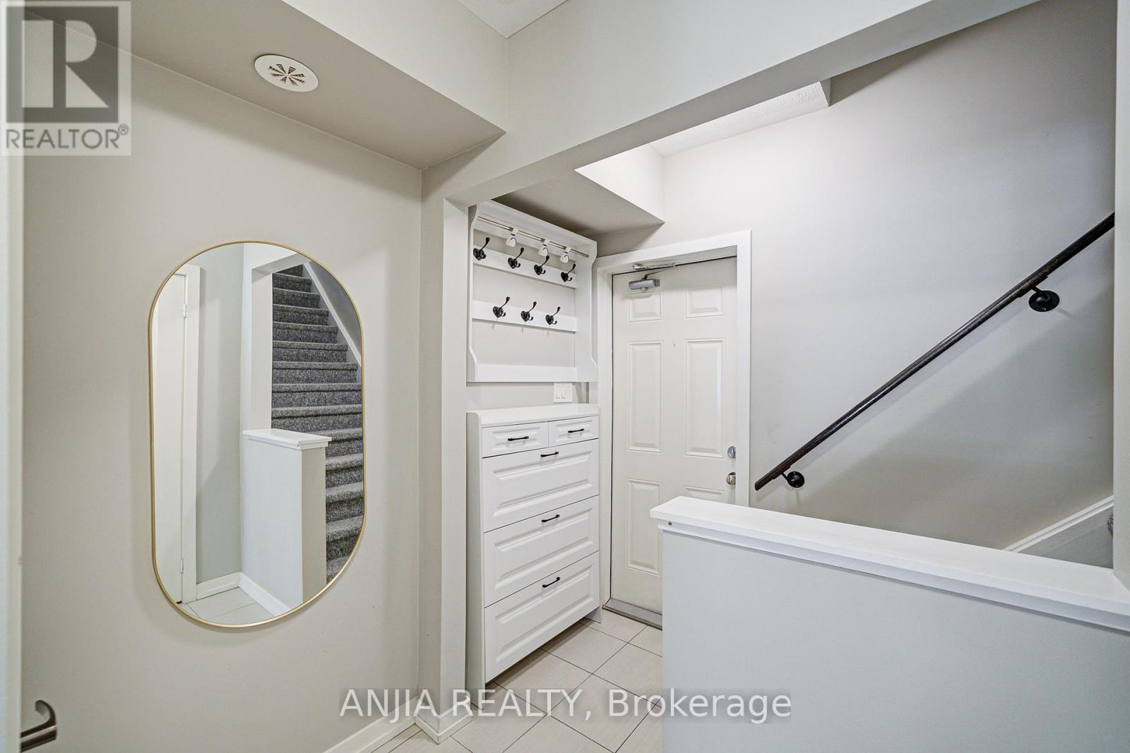 Photo 8 of 156 Glad Park Avenue, Whitchurchstouffville ON