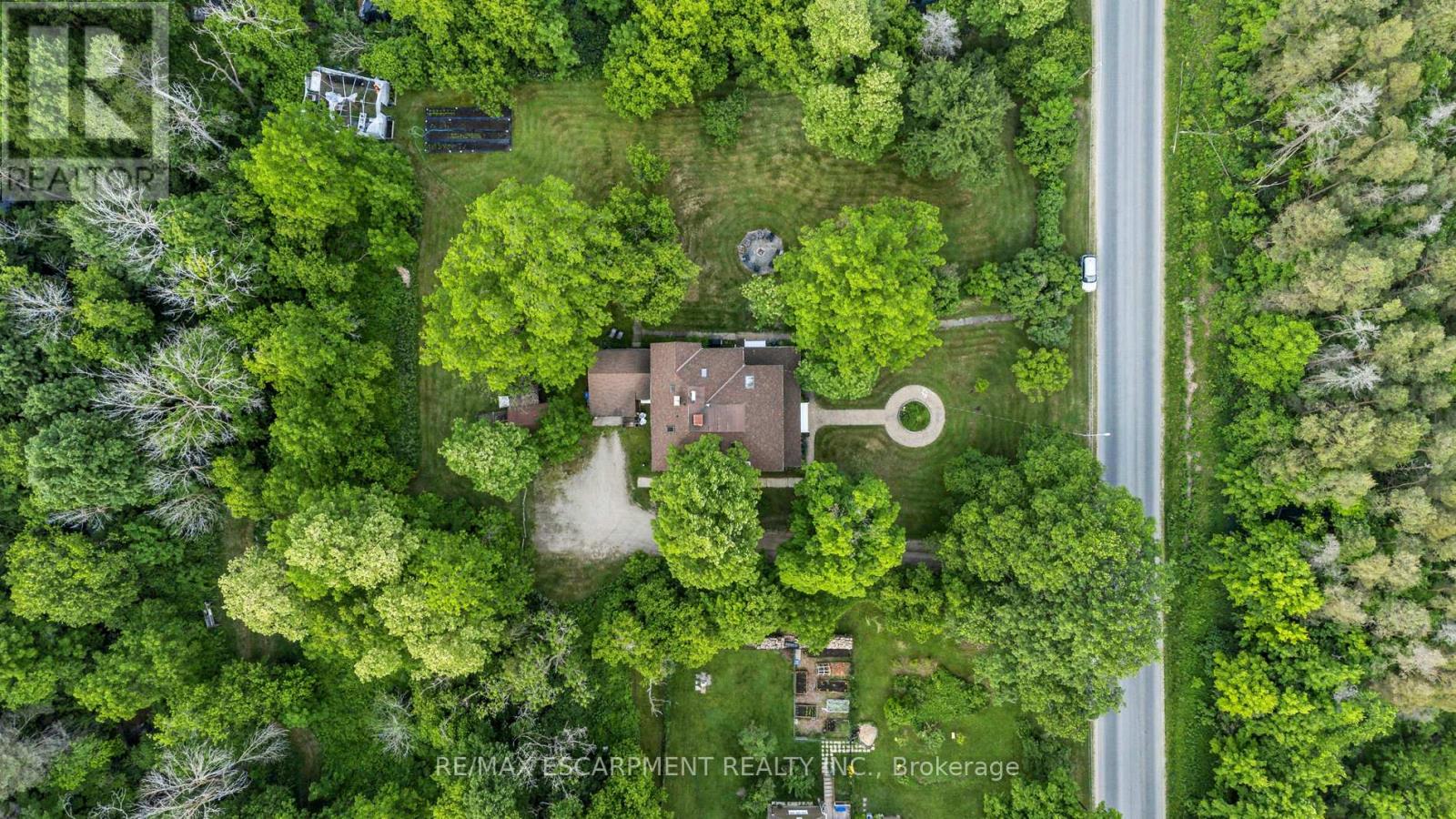 Photo 3 of 8936 32nd Side Road, Adjalatosorontio ON