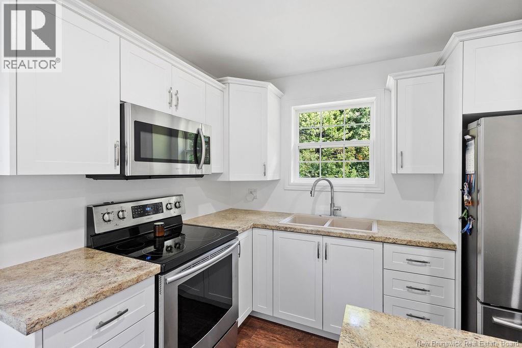 Photo 5 of 31 Flett Crescent, Strathadam NB