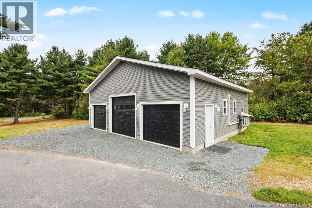 Photo 27 of 31 Flett Crescent, Strathadam NB