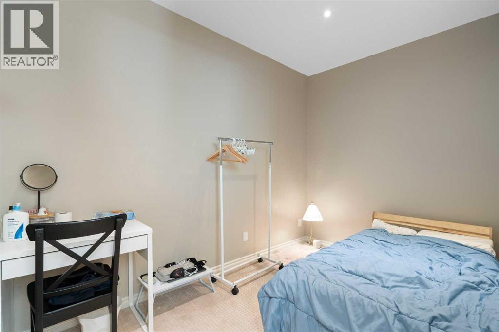 Single Family House for Sale in  Sherwood Mount NW Sherwood Calgary 
