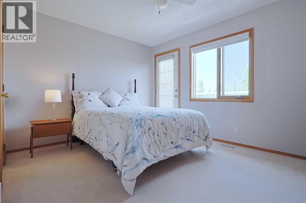 Photo 23 of 116 Hampshire Grove Nw, Calgary AB